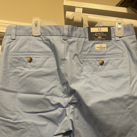 Vineyard Vines Classic Fit 7” Breaker Short - Picture 3 of 3